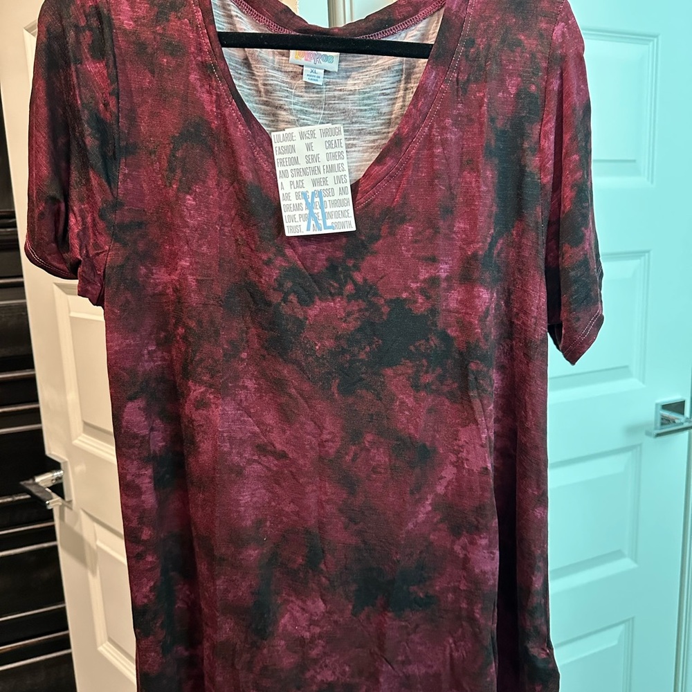 Women's Tie-Dye V-Neck Top